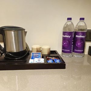 Hotel Season 4 -3-Star Hotel